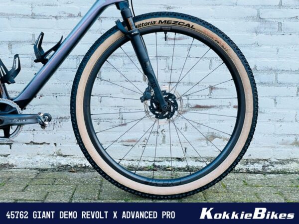 GIANT DEMO: Revolt X Advanced Pro - Reverb xplr DKB24, Airglow/BlackCurrant - Afbeelding 3