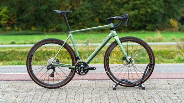 Colnago C68 Gravel GRX825 Cadex AR35 AC2 HGGR 54cm 2025