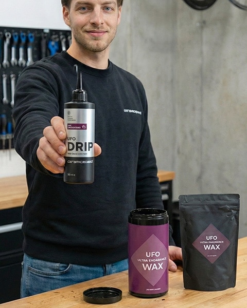 CeramicSpeed UFO Drip All Conditions voor het onderhoud van een gewaxte ketting