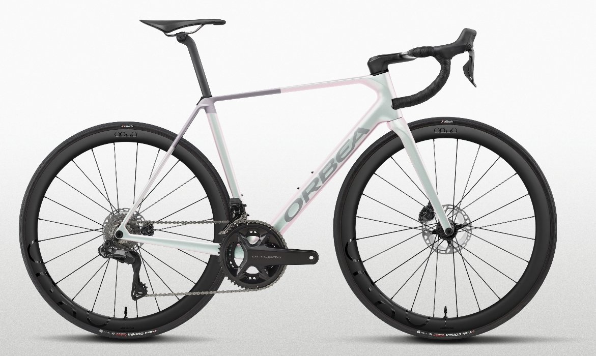 ORBEA ORCA M20i TEAM Heren Iris White (Gloss) – Lilac (Matt) 53cm 2027