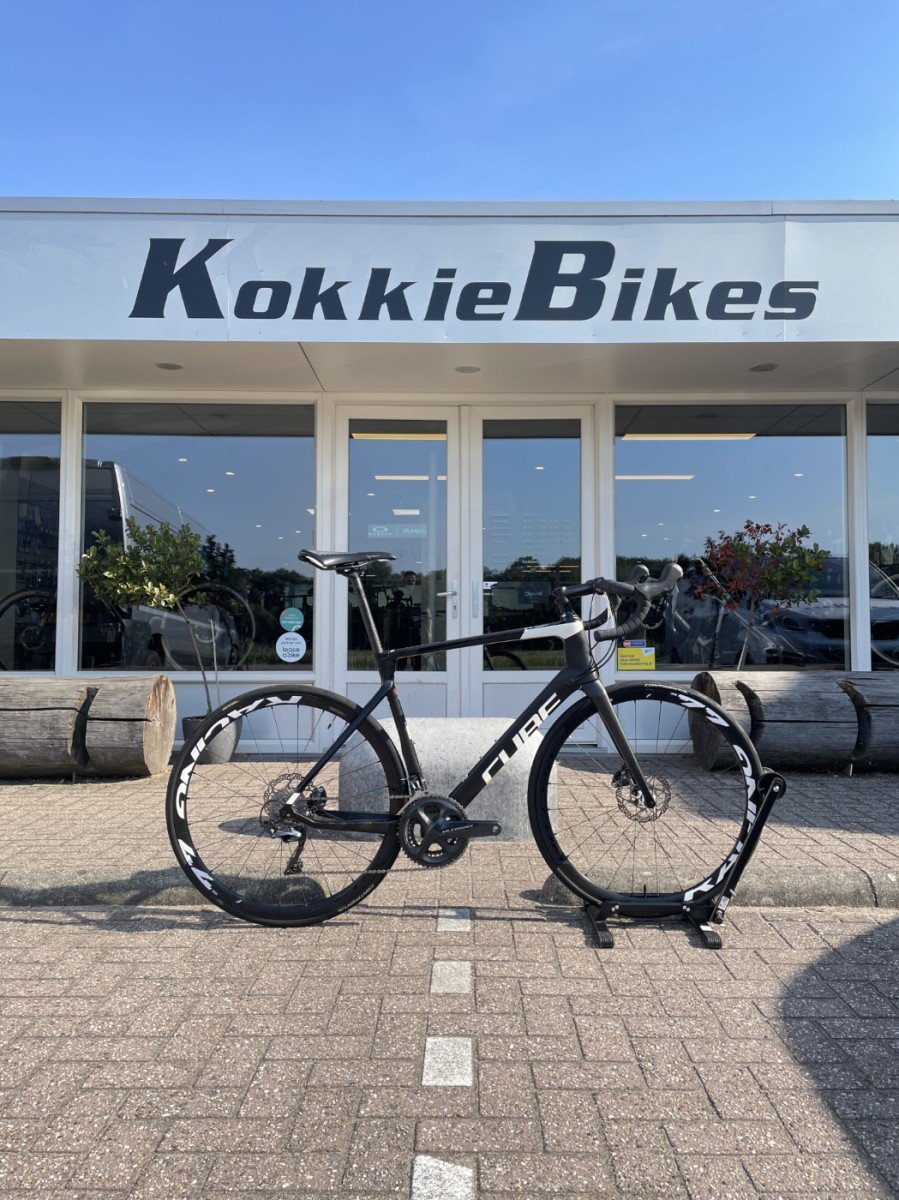 Cube Agree C62 Zwart 58cm 2022