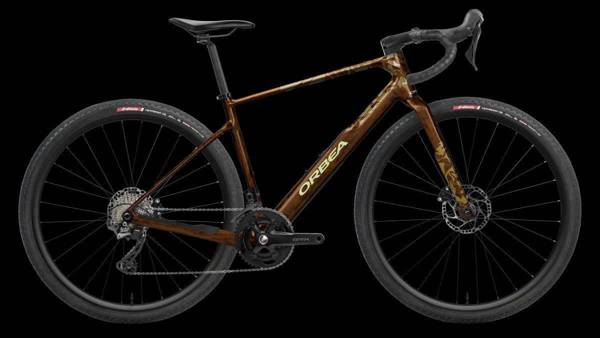 ORBEA TERRA M30TEAM ACTIE Heren Caramel Carbon View (Gloss) L L 2026